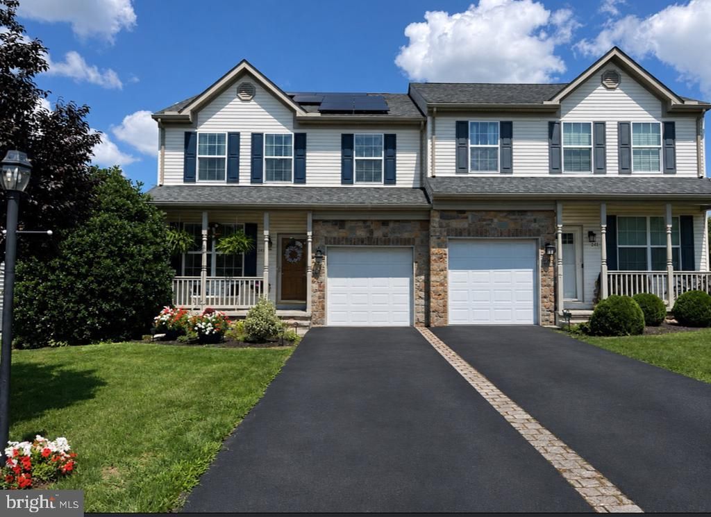 243 MAPLE DRIVE, HANOVER, PA 17331