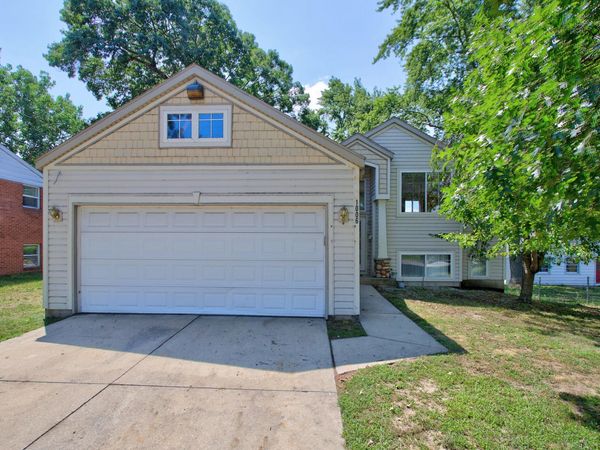 1006 26th Street SW, Wyoming, MI 49509
