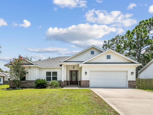 2475 Houston Cir, Gulf Breeze, FL 32563