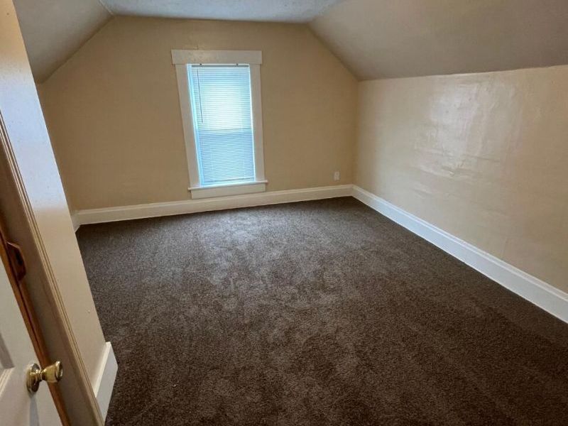 1303 E Weber Road, Columbus, OH 43211 Photo 6