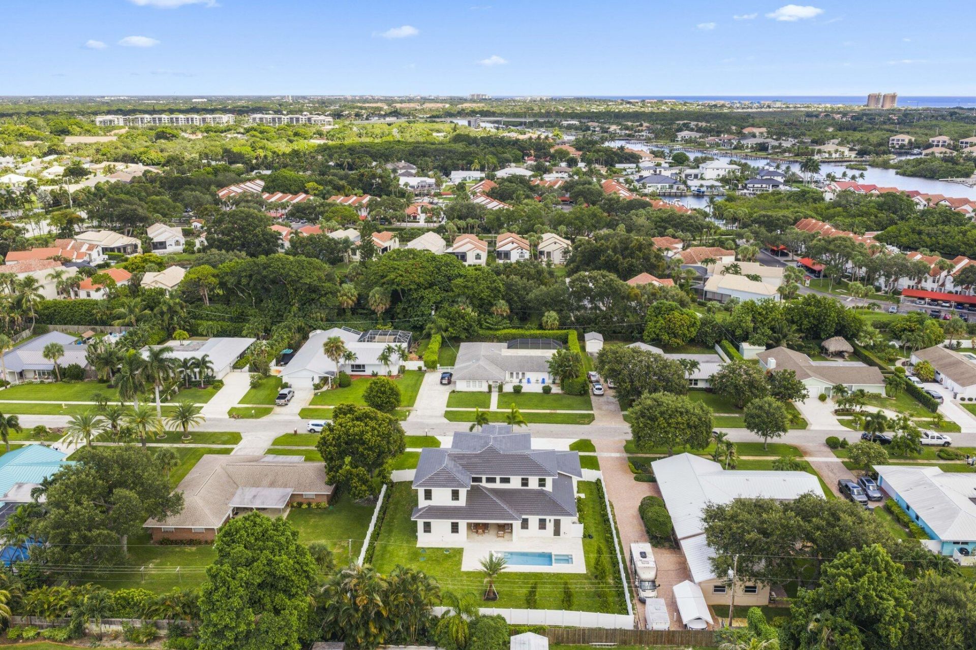 2384 Windsor Road, Palm Beach Gardens, FL 33410 Photo