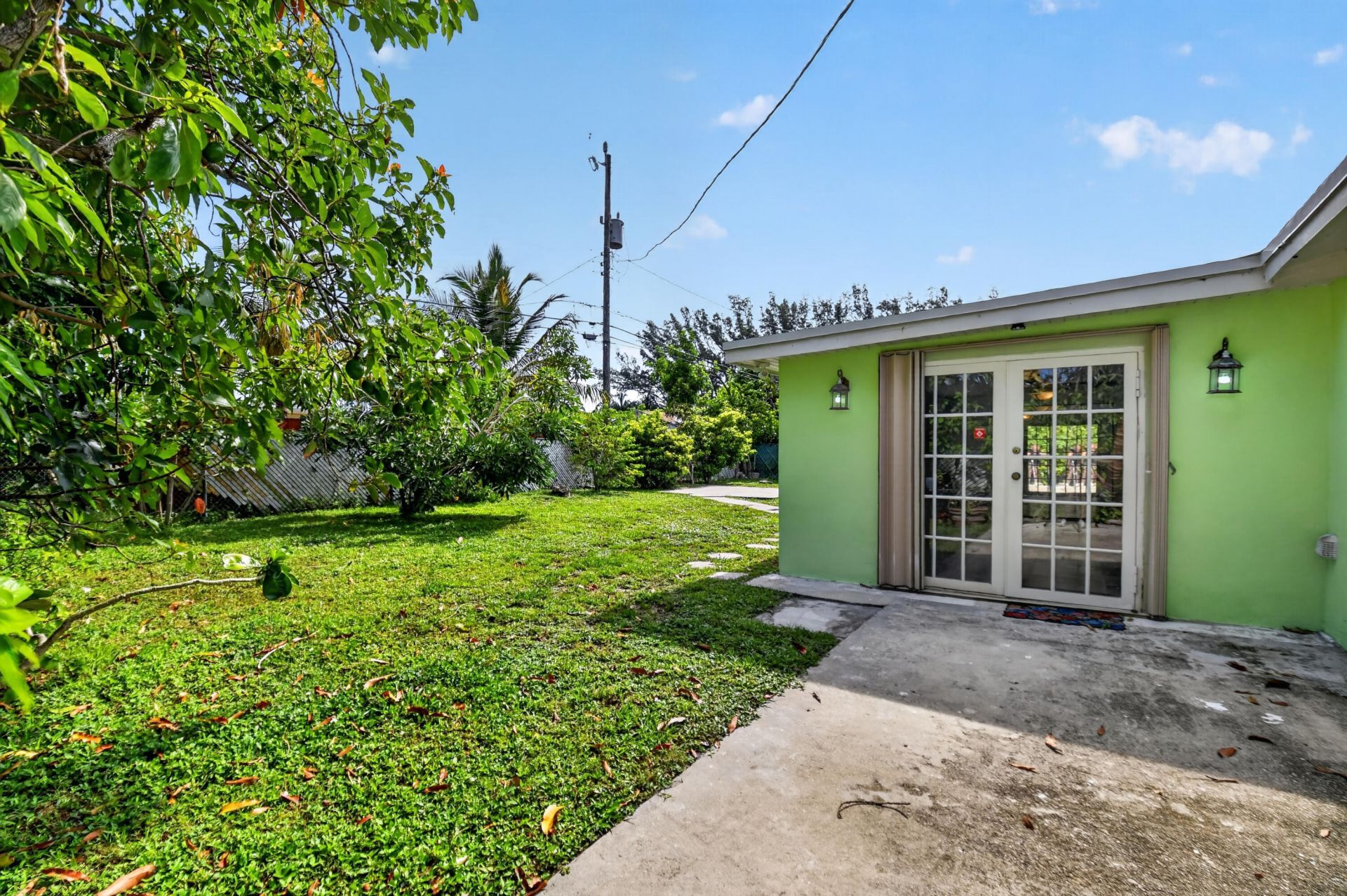 1826 16th Avenue N, Lake Worth Beach, FL 33460 Photo