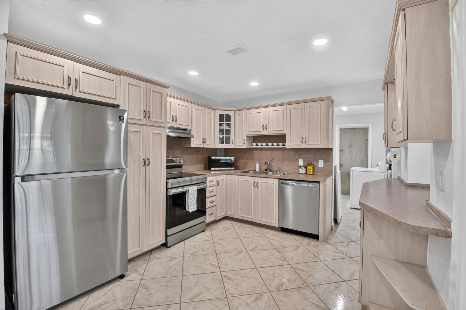 1826 16th Avenue N, Lake Worth Beach, FL 33460 Photo