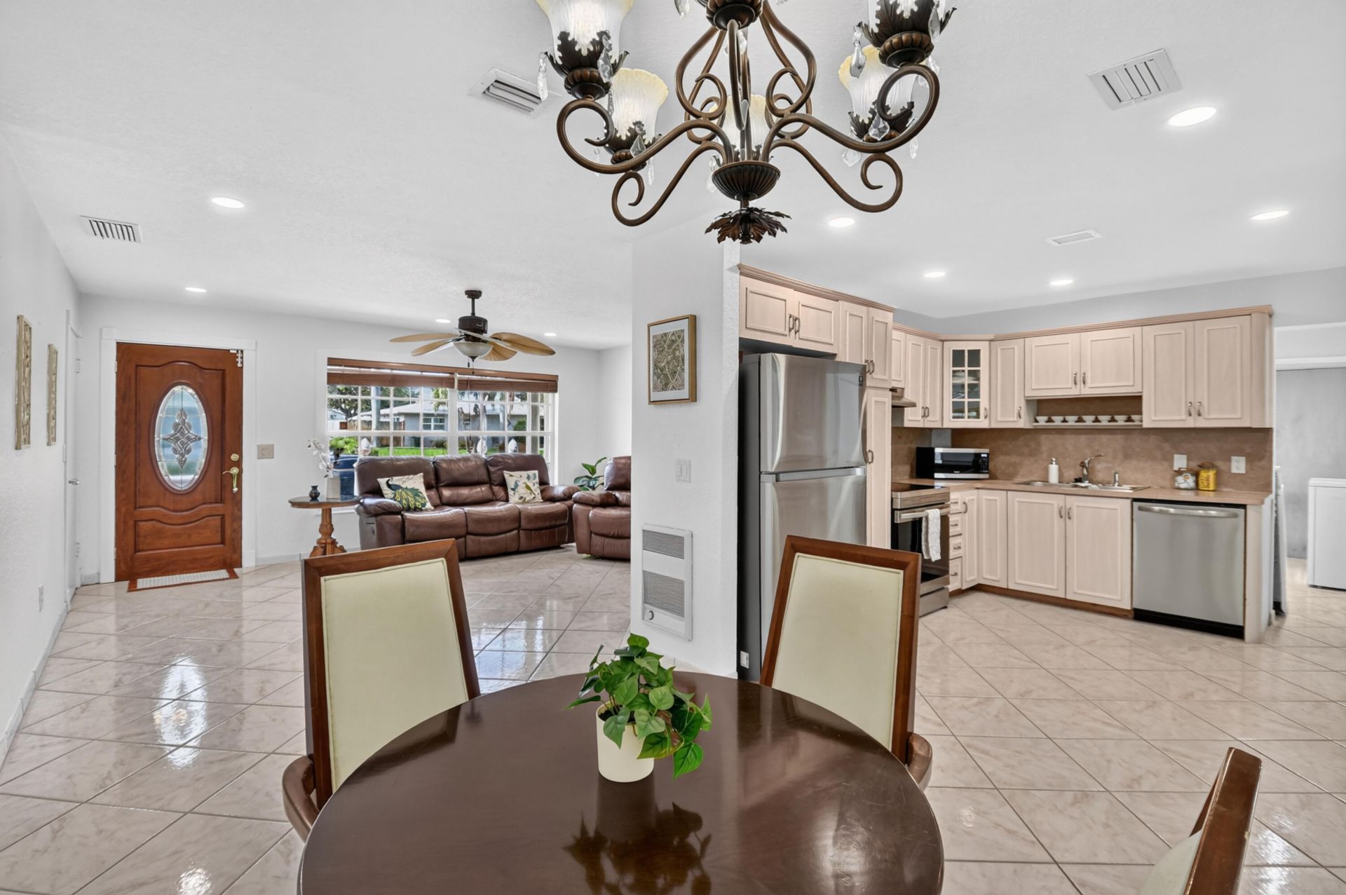 1826 16th Avenue N, Lake Worth Beach, FL 33460 Photo
