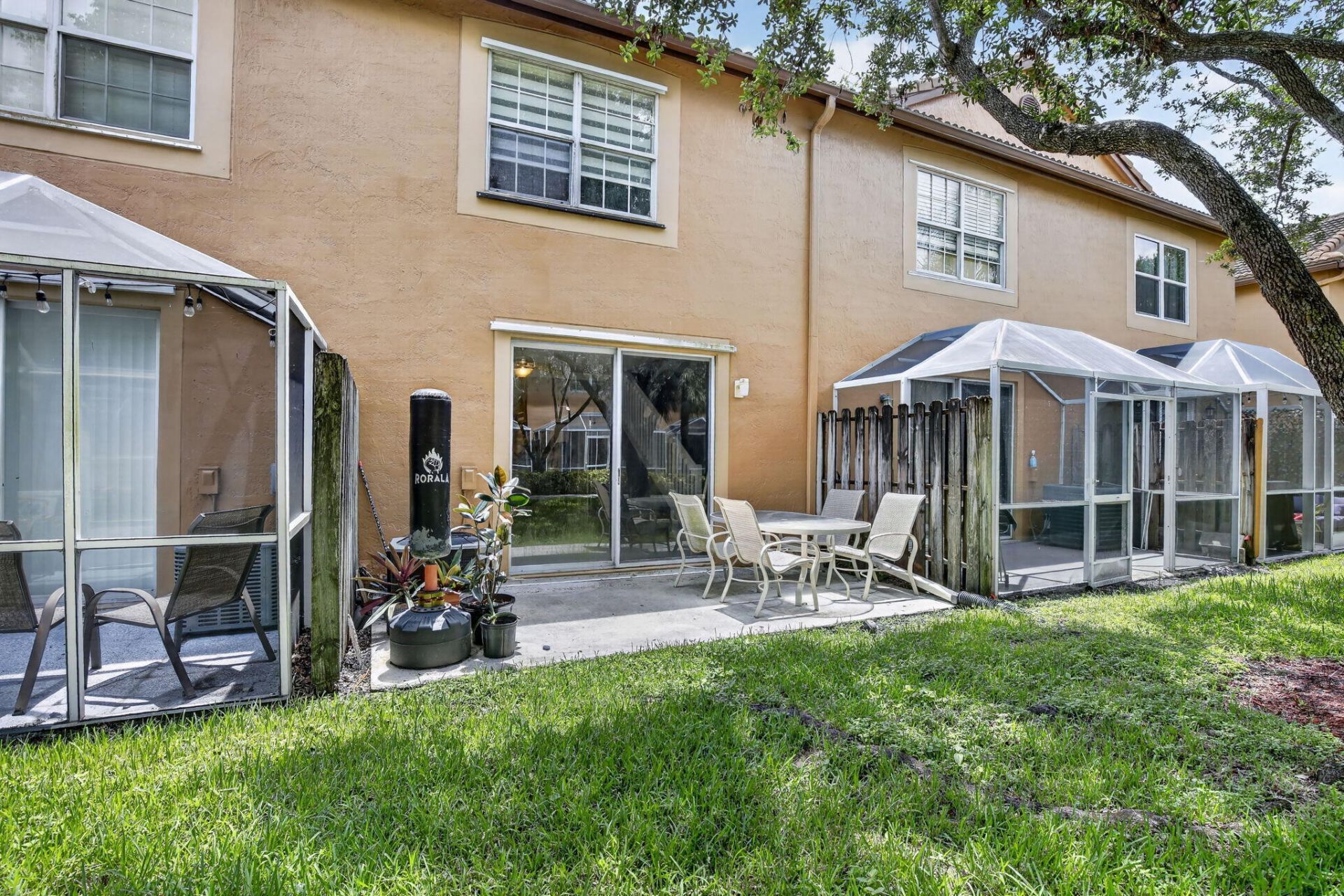 1603 Barcelona Way, Unit 3-32, Weston, FL 33327 Photo