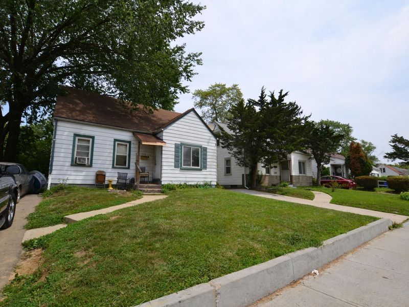 1092 Duxberry Avenue, Columbus, OH 43211 Photo 3
