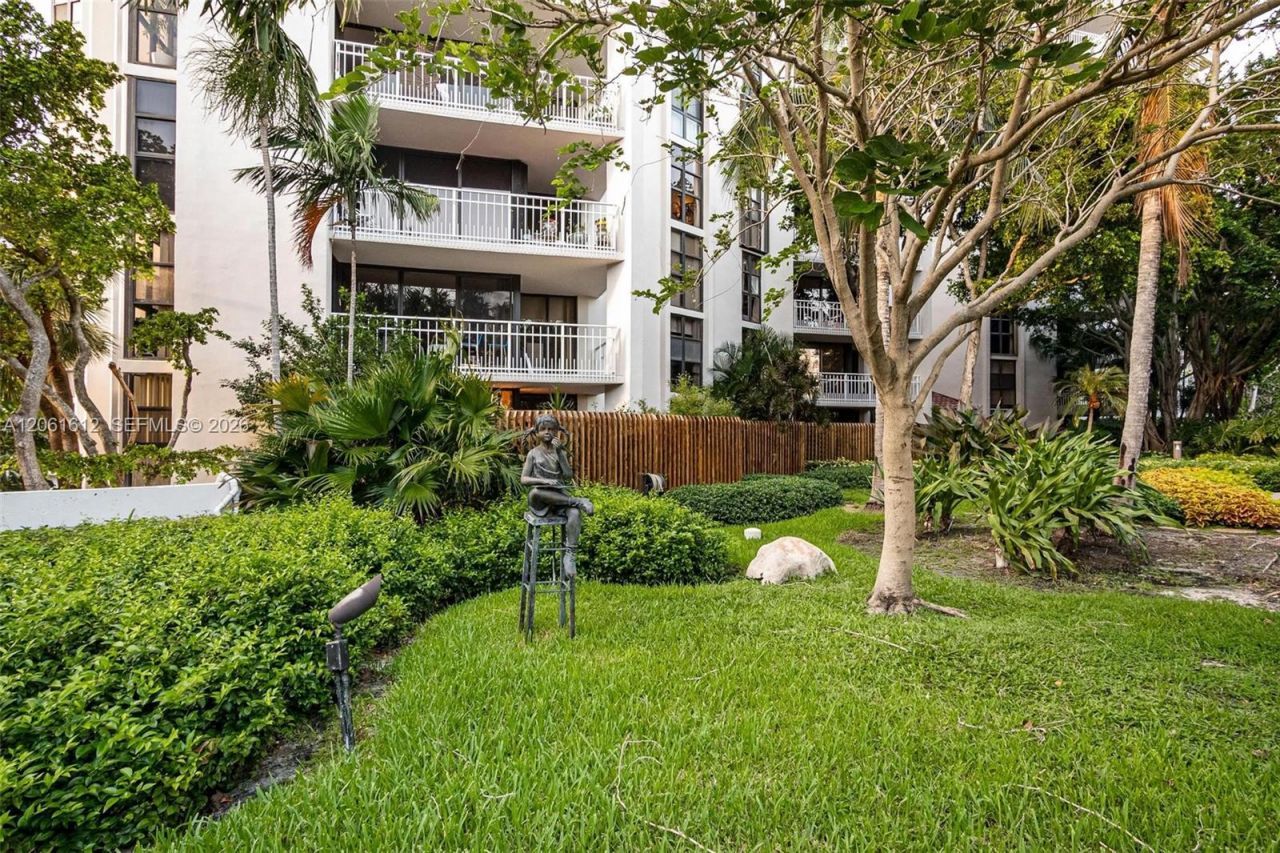 2000 Towerside Ter , Unit 1510, Miami, FL 33138 Photo