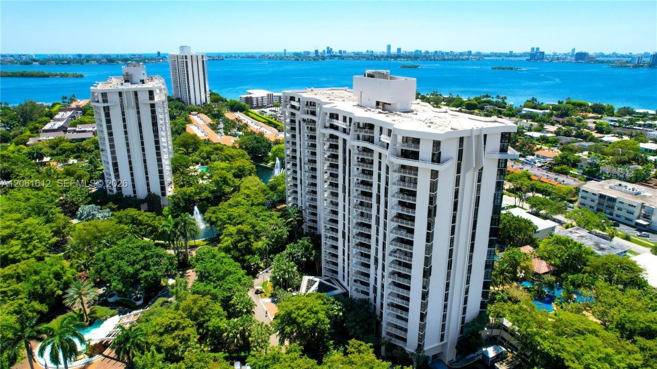 2000 Towerside Ter , Unit 1510, Miami, FL 33138 Photo