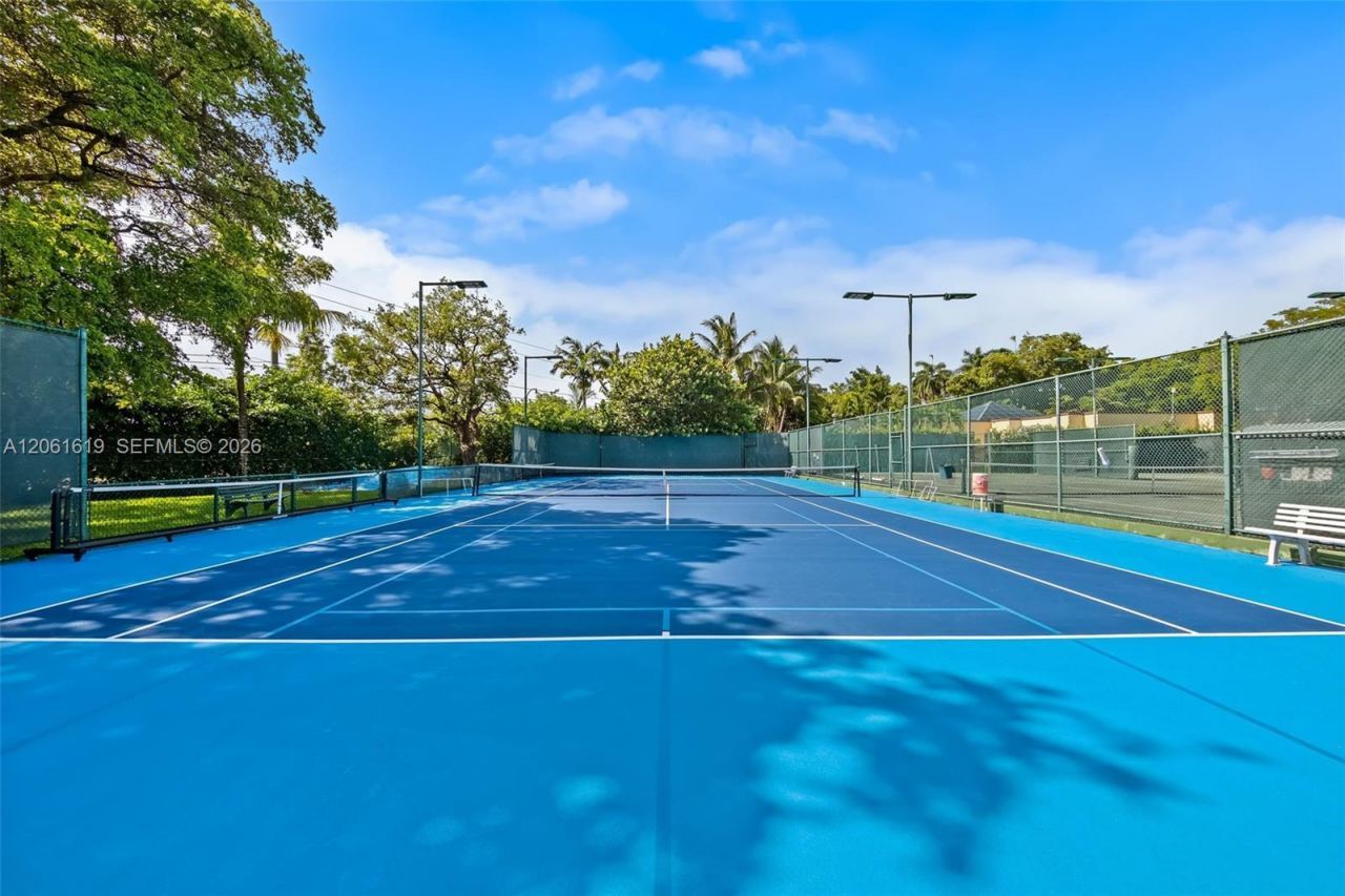 4000 Towerside Ter , Unit 1405, Miami, FL 33138 Photo