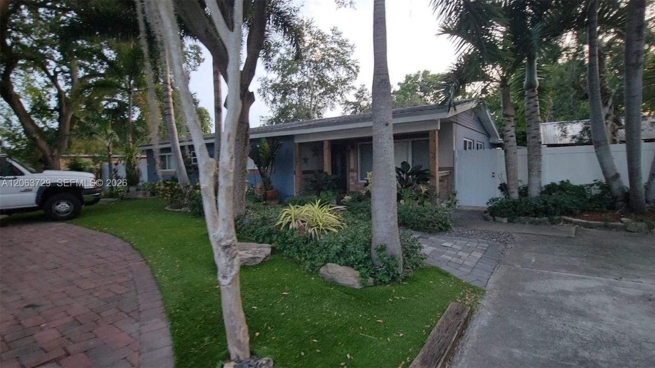 1115 SW 25th Ave, Unit B, Fort Lauderdale, FL 33312 Photo