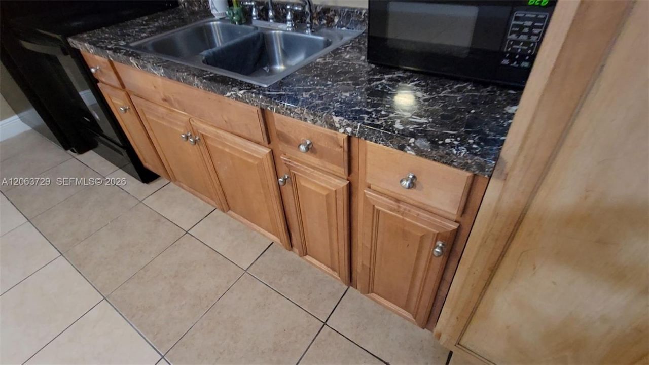 1115 SW 25th Ave, Unit B, Fort Lauderdale, FL 33312 Photo