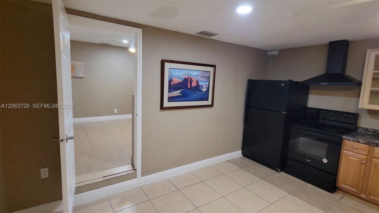 1115 SW 25th Ave, Unit B, Fort Lauderdale, FL 33312 Photo