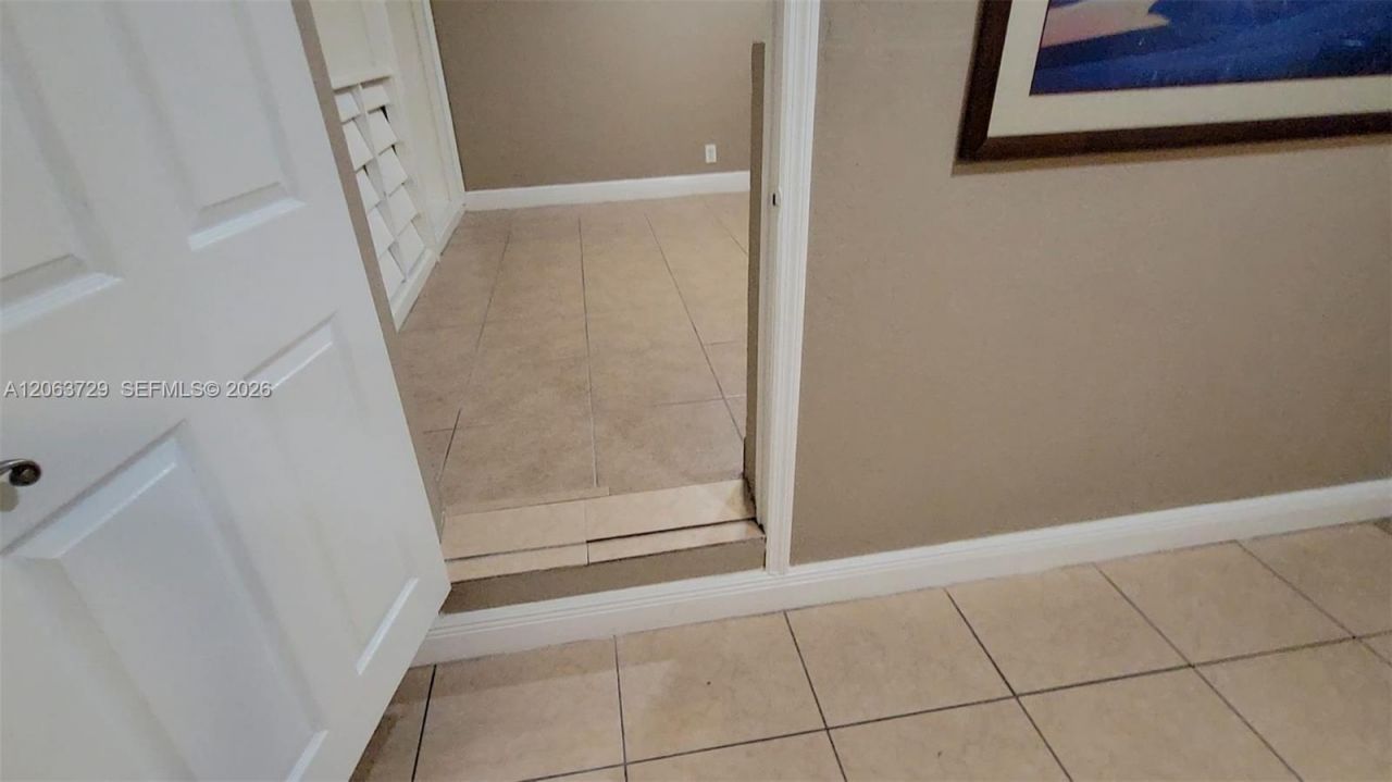 1115 SW 25th Ave, Unit B, Fort Lauderdale, FL 33312 Photo