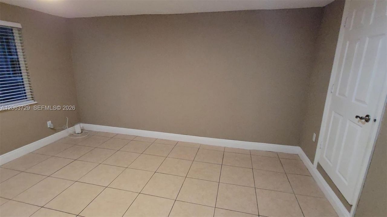 1115 SW 25th Ave, Unit B, Fort Lauderdale, FL 33312 Photo