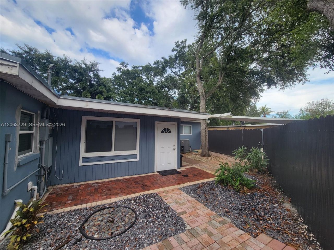 1115 SW 25th Ave, Unit B, Fort Lauderdale, FL 33312 Photo
