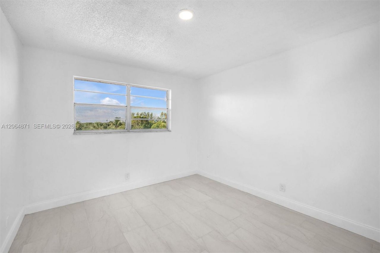 2601 NE 3rd Ct , Unit 4110, Boynton Beach, FL 33435 Photo