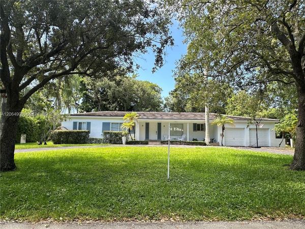 460 San Servando Ave , Unit -, Coral Gables, FL 33143