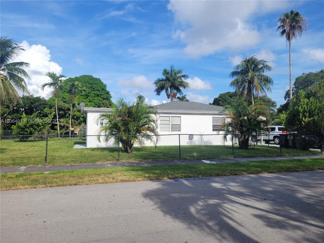 14280 NE 11th Ave, North Miami, FL 33161 Photo