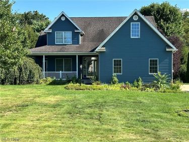 6240 Branch Flat Road, Zanesville, OH 43701