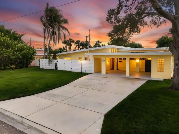 3901 50TH AVENUE S, ST PETERSBURG, FL 33711