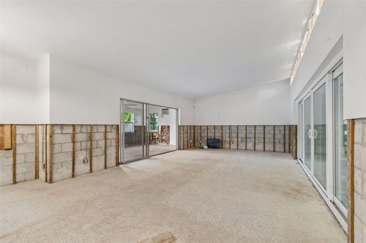 3901 50th Avenue S, Saint Petersburg, FL 33711 Photo