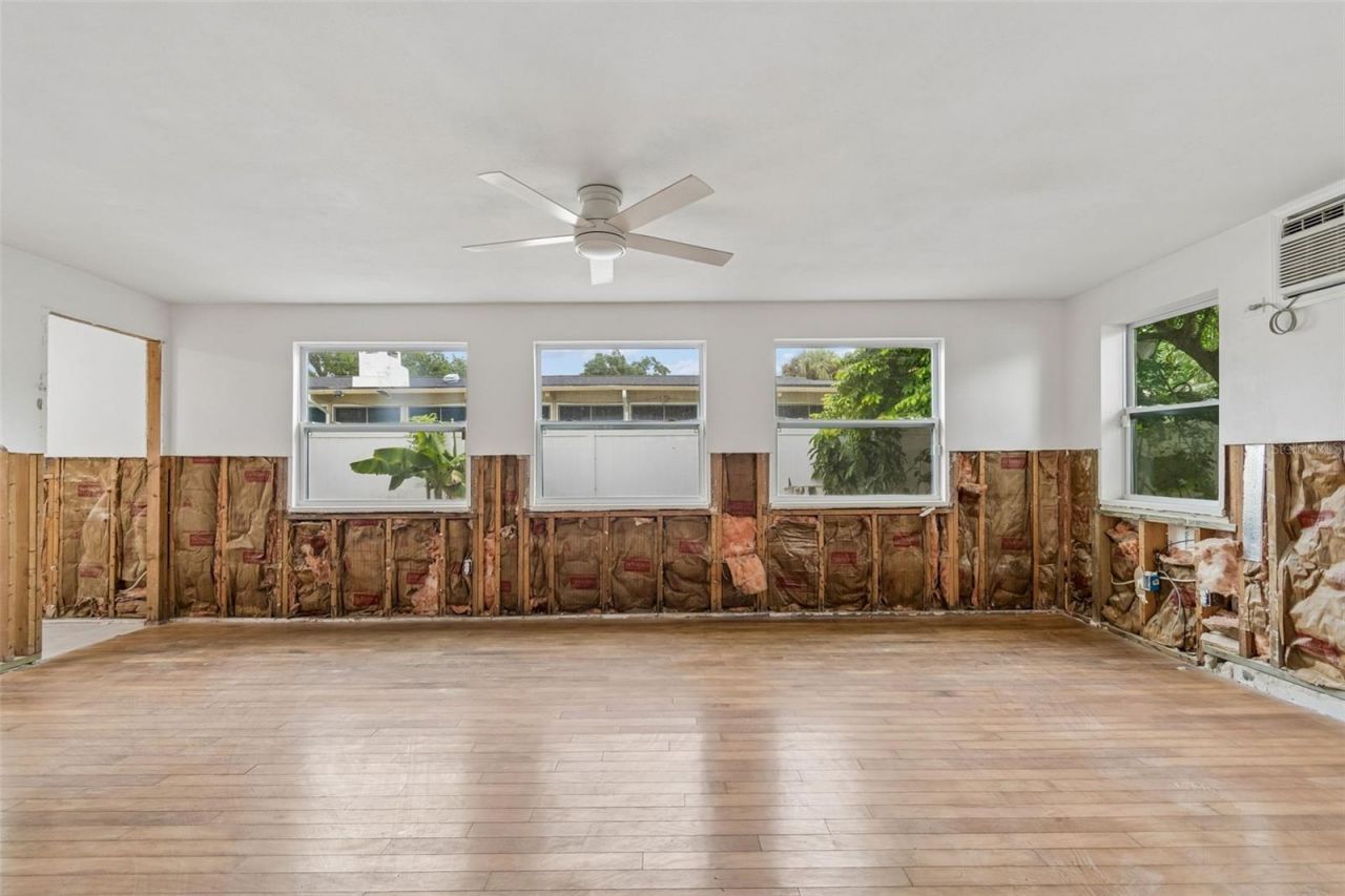 3901 50th Avenue S, Saint Petersburg, FL 33711 Photo