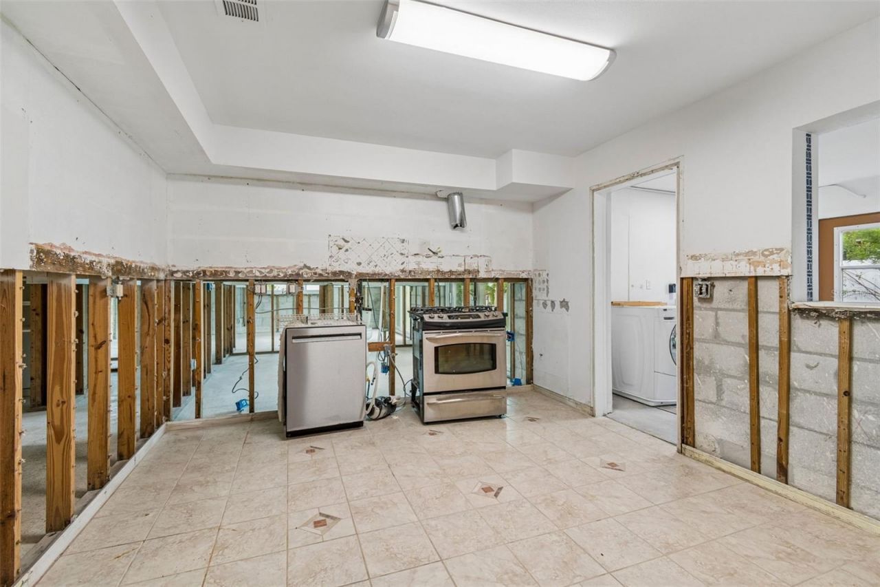 3901 50th Avenue S, Saint Petersburg, FL 33711 Photo