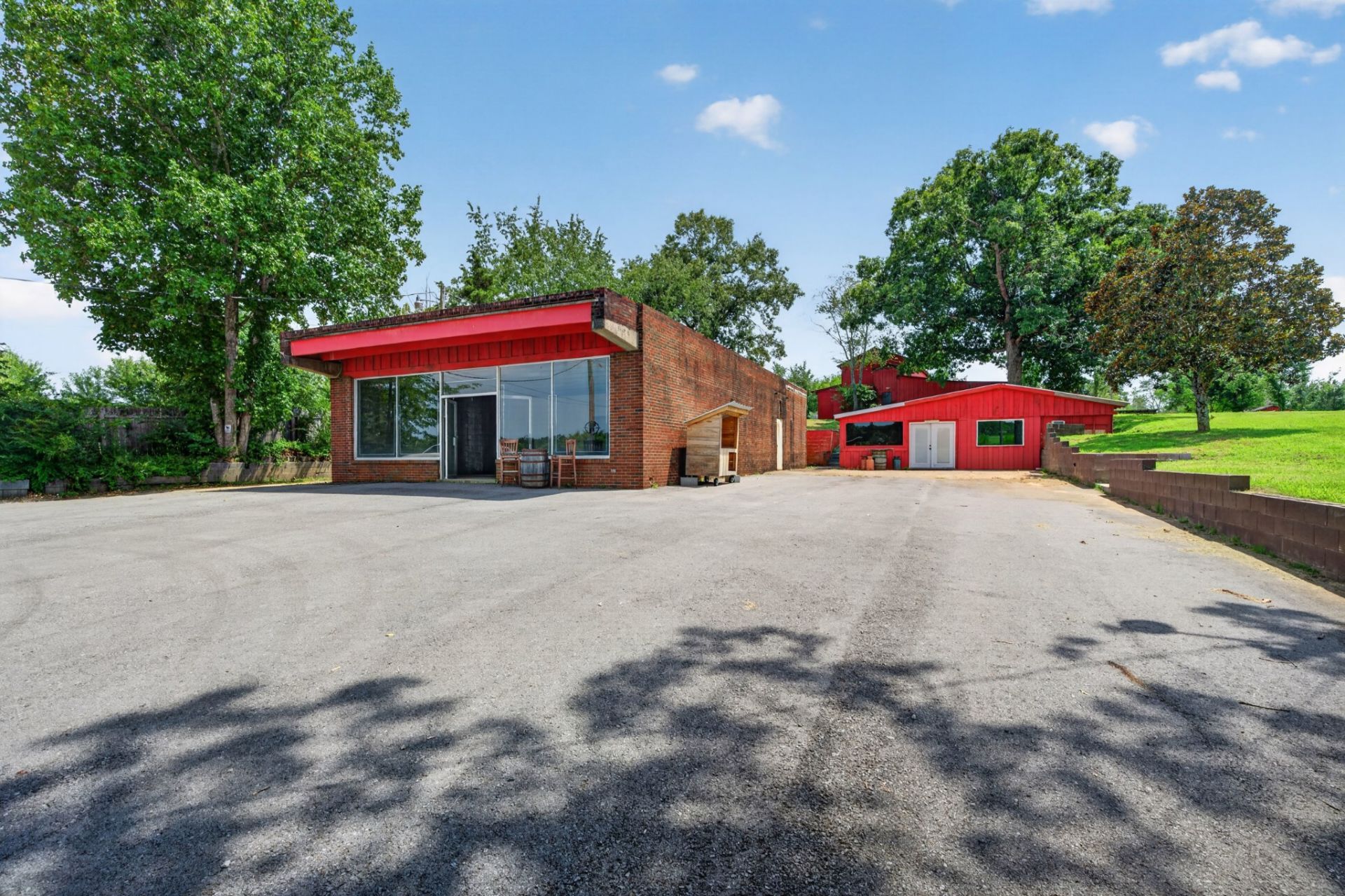 1280 Spencer Mill Rd , Burns, TN 37029 Main Photo