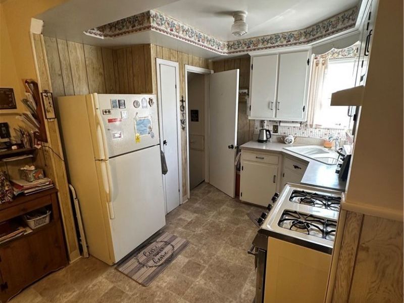 17813 Dalewood Avenue, Maple Heights, OH 44137 Photo 10
