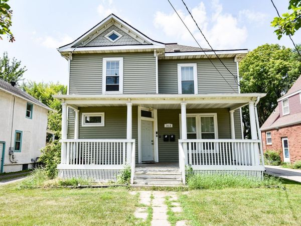 313 7th Street S, Moorhead, MN 56560