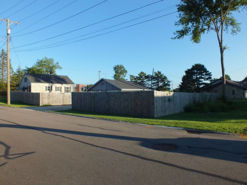 731 Rush Avenue, Bellefontaine, OH 43311 Photo 2