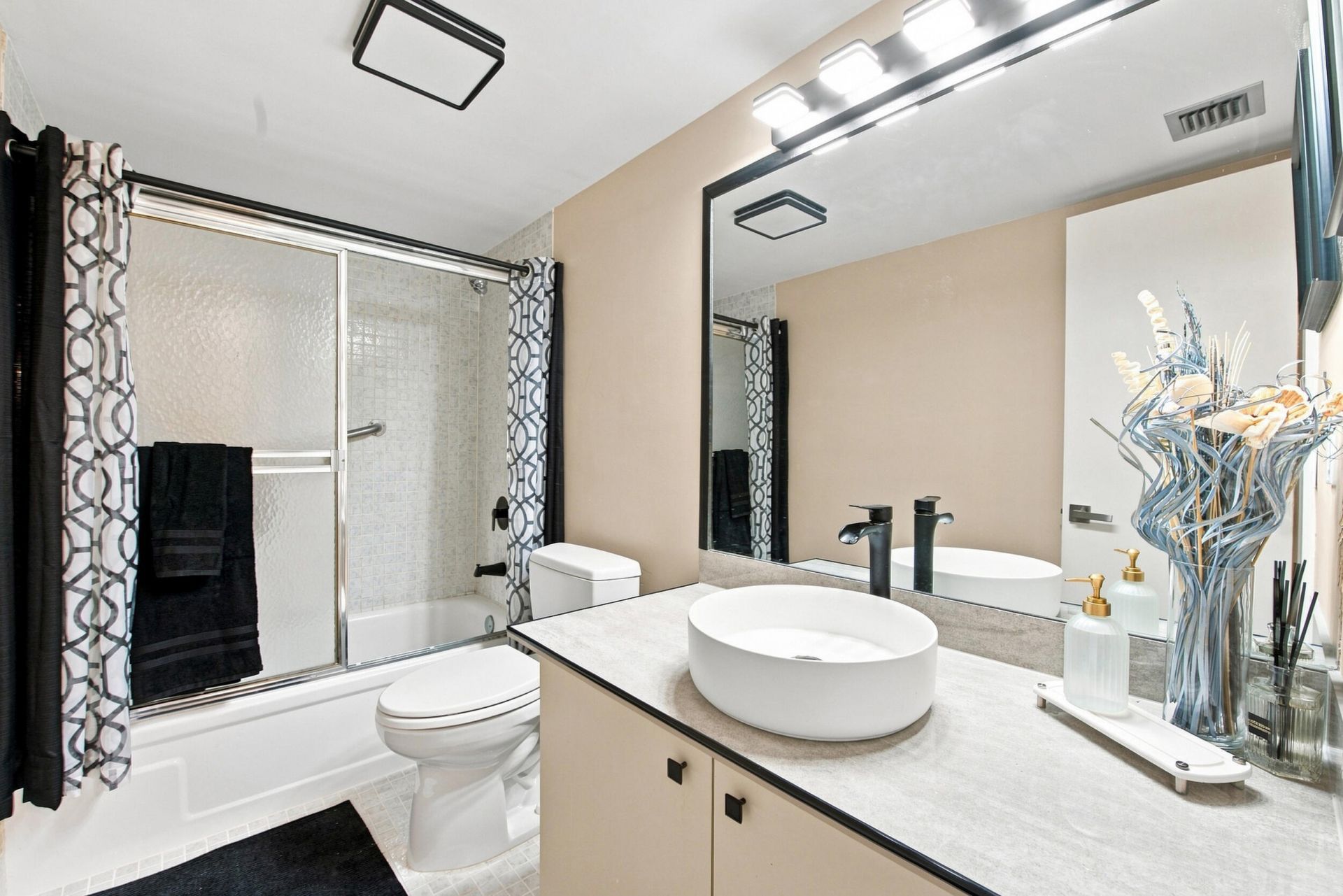 3231 Holiday Springs Boulevard, Unit 205, Margate, FL 33063 Photo