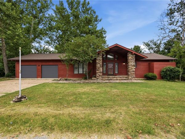 6 Fairway Drive , Holiday Island, AR 72631