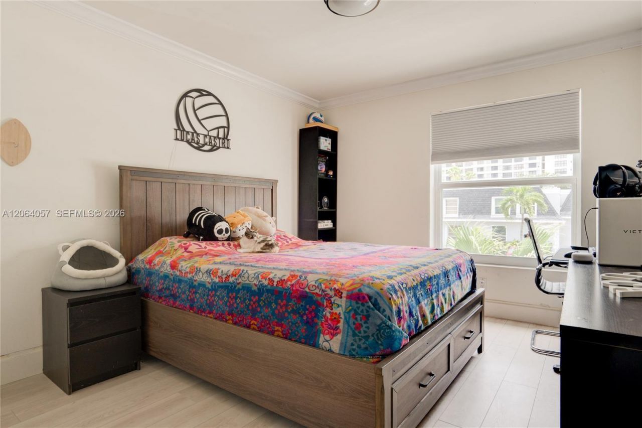 2307 NE 7th St, Unit 40, Hallandale Beach, FL 33009 Photo