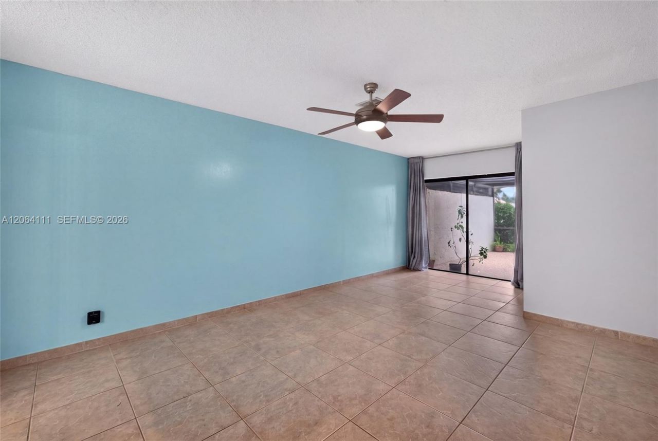 16831 Patio Village Ln, Weston, FL 33326 Photo