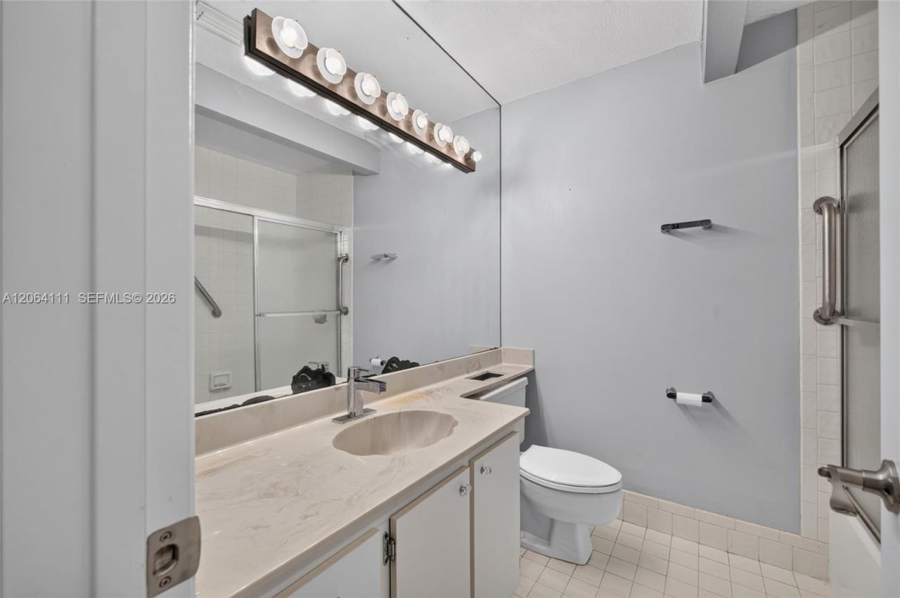 16831 Patio Village Ln, Weston, FL 33326 Photo