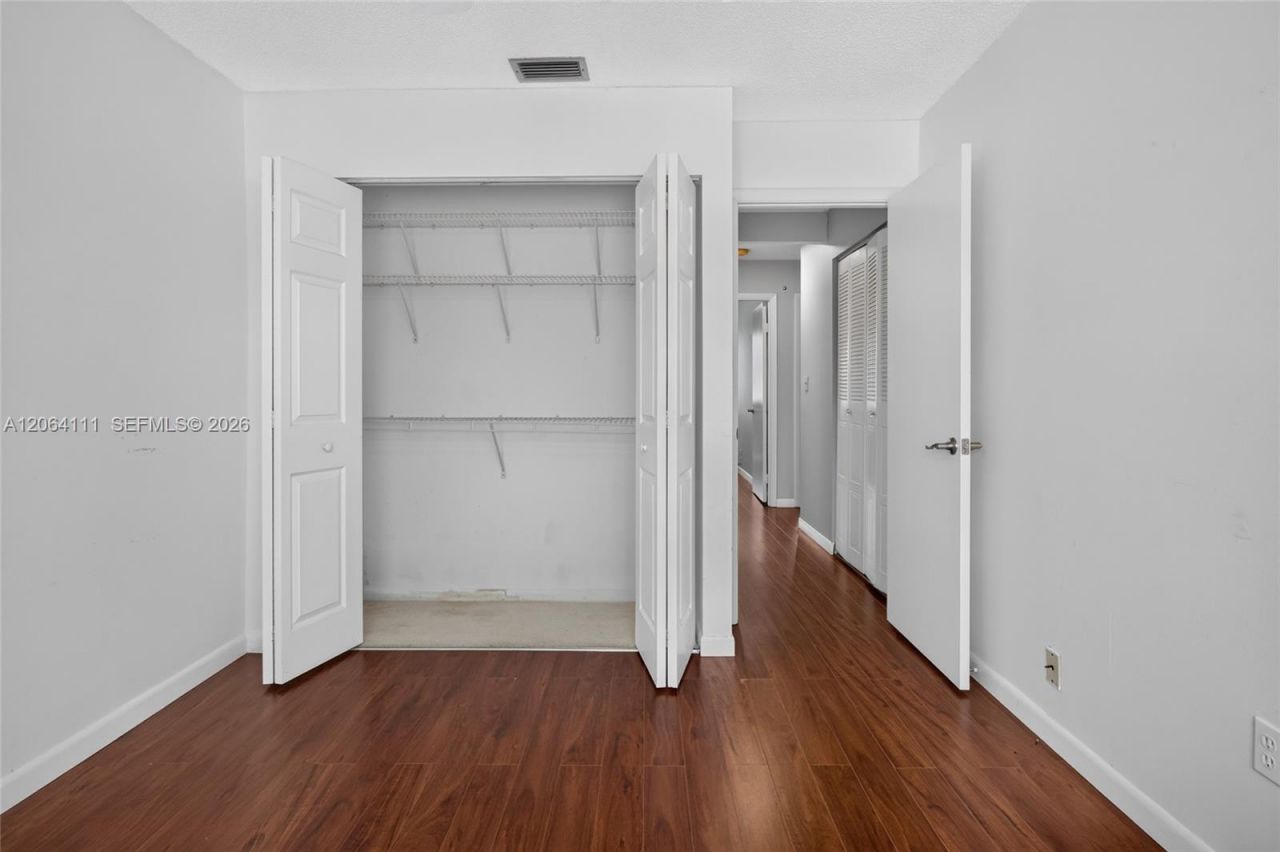 16831 Patio Village Ln, Weston, FL 33326 Photo
