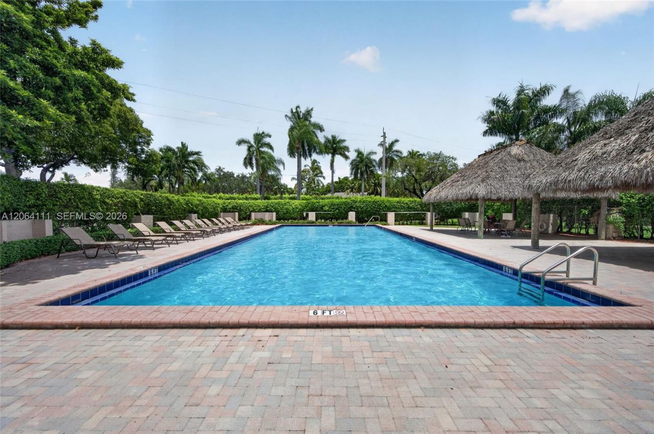 16831 Patio Village Ln, Weston, FL 33326 Photo
