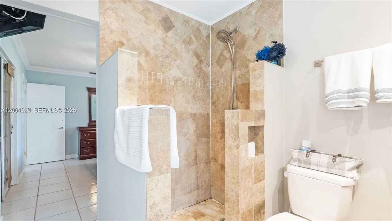 4020 SW 2nd St, Plantation, FL 33317 Photo