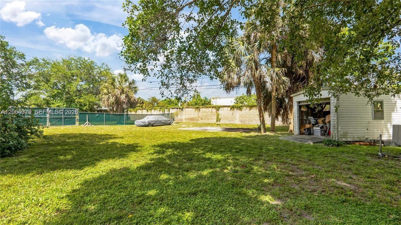 4020 SW 2nd St, Plantation, FL 33317 Photo