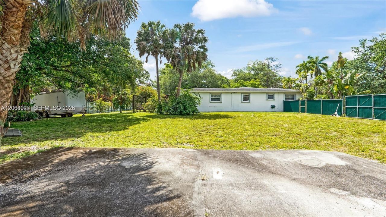 4020 SW 2nd St, Plantation, FL 33317 Photo