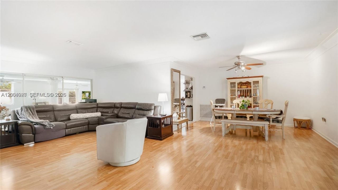4020 SW 2nd St, Plantation, FL 33317 Photo