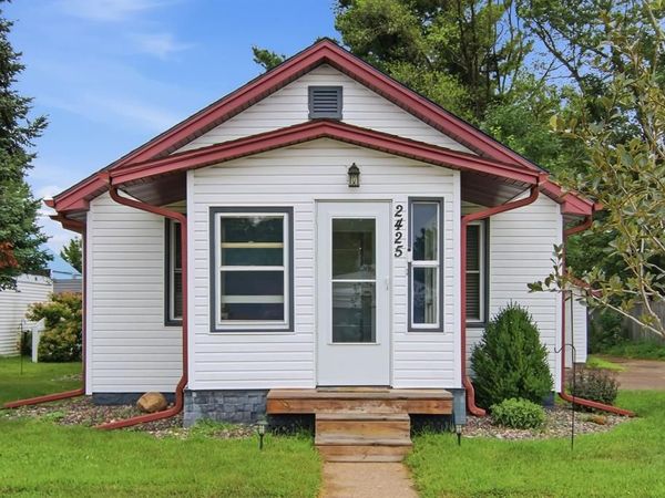 2425 7th Street, Eau Claire, WI 54703
