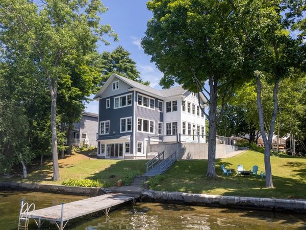 1 W. Crystal Haven, Castleton, VT 05732