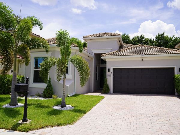 5725 VIA DE LA PLATA Circle, Delray Beach, FL 33484