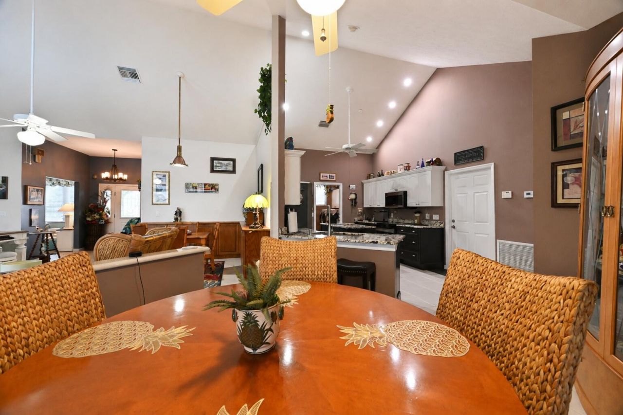 5212 Feather Creek Drive, Fort Pierce, FL 34951 Photo