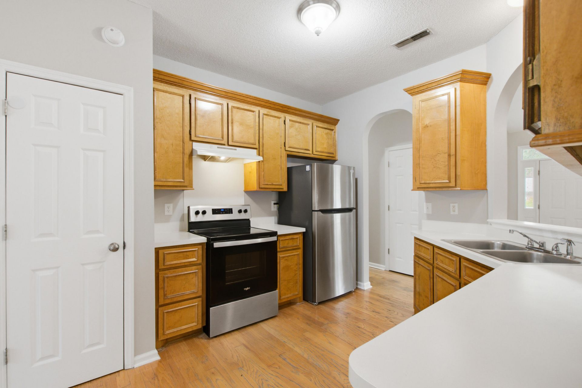 119 Round Table Lane Photo 11