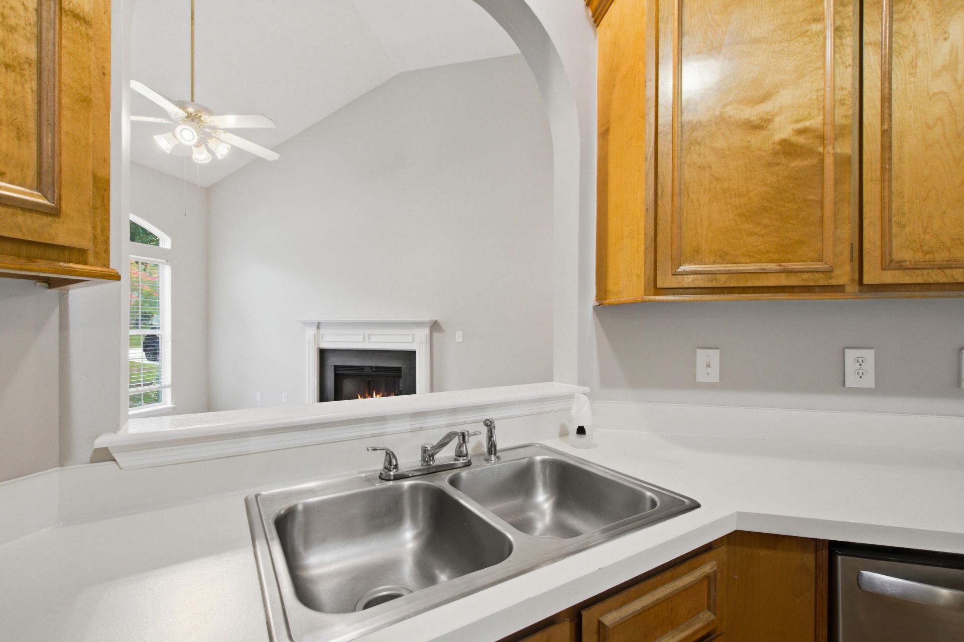 119 Round Table Lane Photo 14