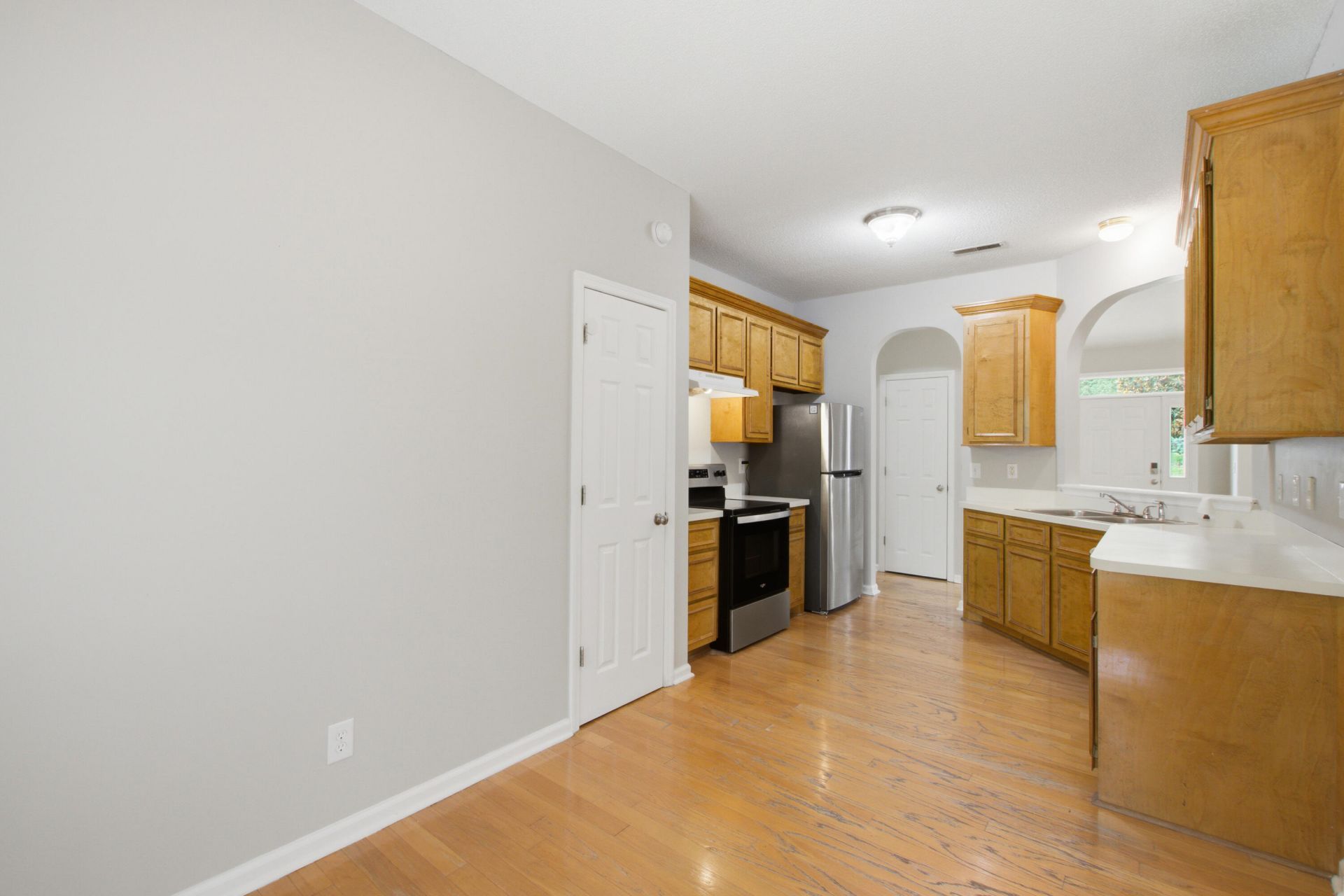 119 Round Table Lane Photo 17