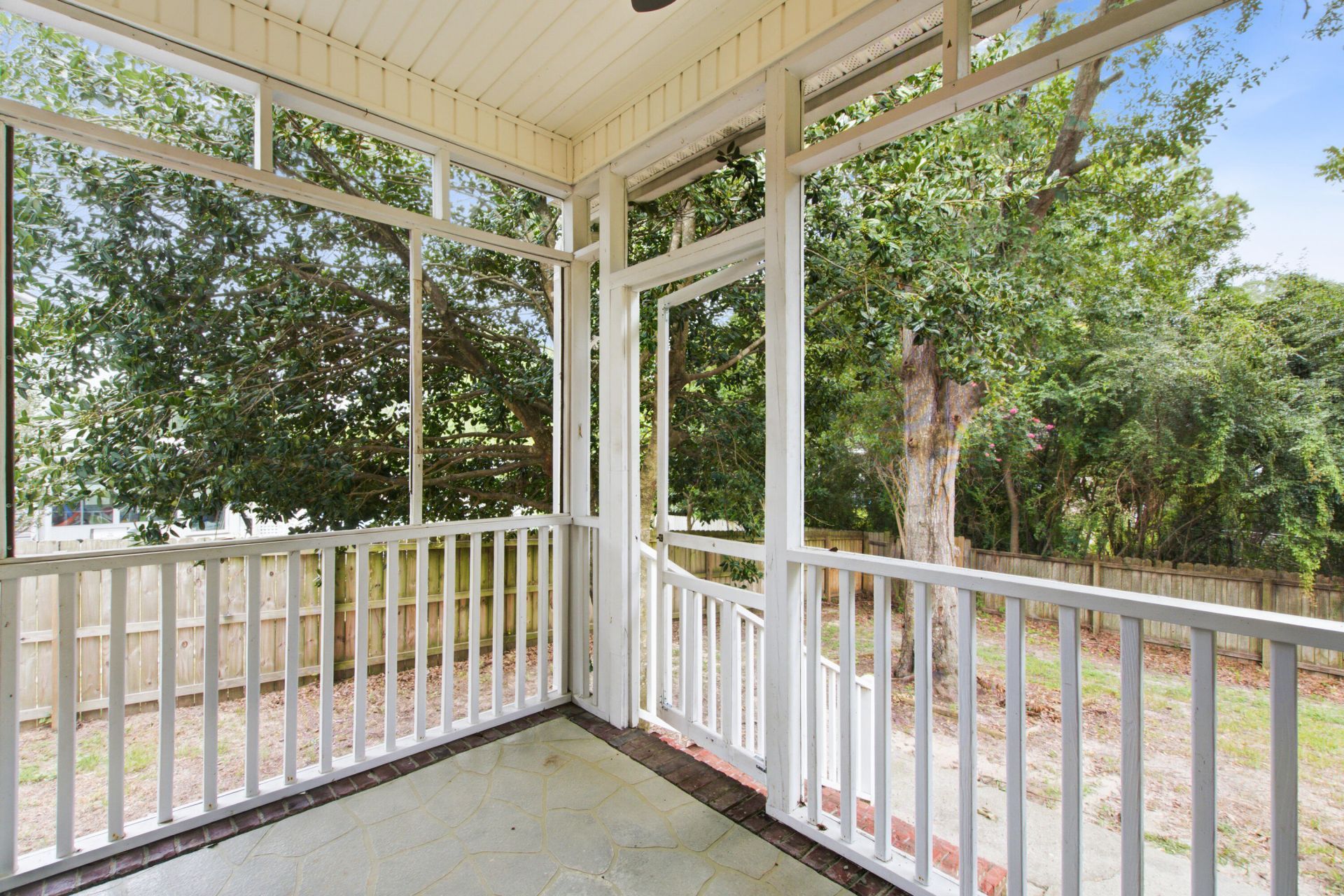 119 Round Table Lane Photo 30